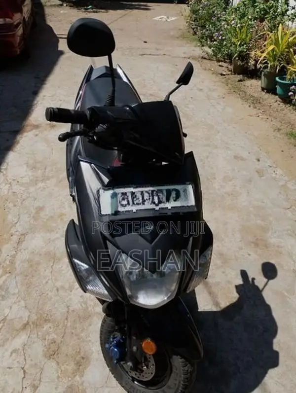 Yamaha RayZR 2019
