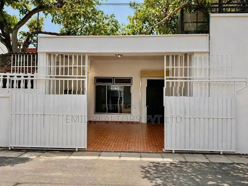 Newly Renovated House for sale – Rathmalana (EM146DI)
