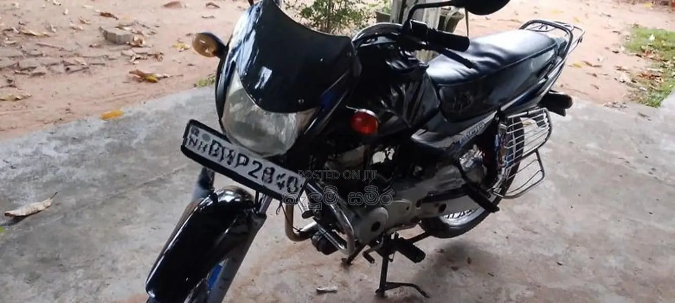 Bajaj CT100 2014