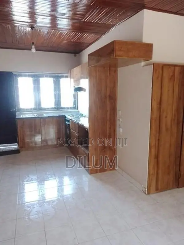 Fully Renovated - Spacious 3 Bedroom House for Rent Ratmalana
