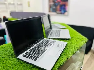 Dell Latitude 5410 - i7 10th Gen 8GB RAM /256GB NVME SSD + Laptop