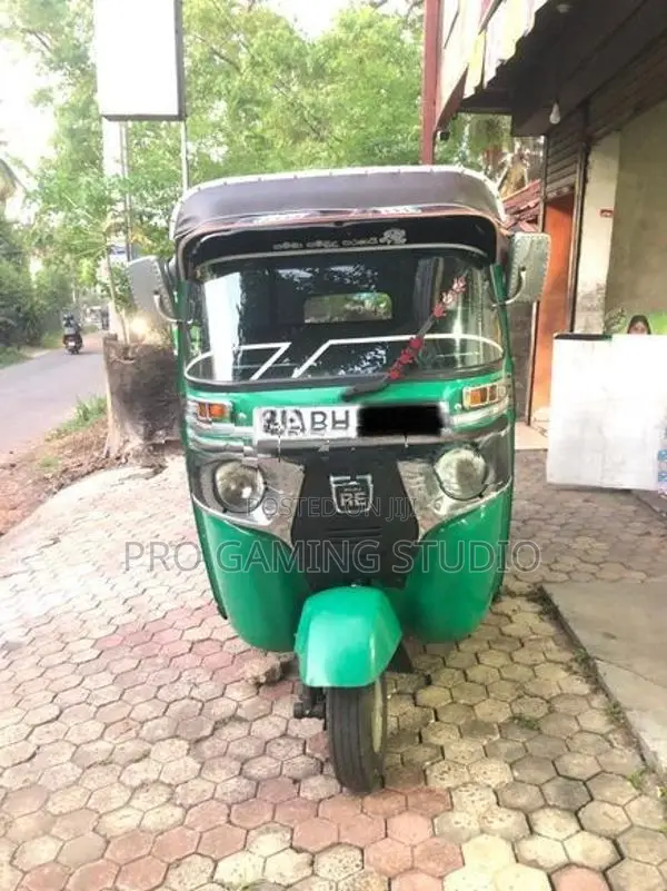 Bajaj RE 4- Stroke 2015