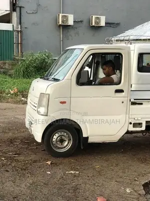 Suzuki Carry 2012