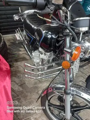 Suzuki GN 125 2018