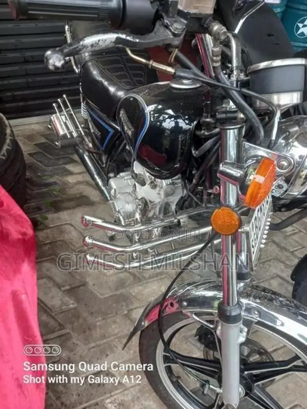 Suzuki GN 125 2018