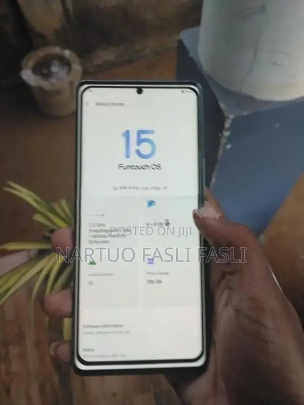Vivo V27 Pro (Used)