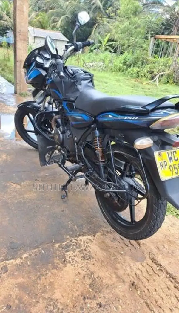 Bajaj Discover 2010