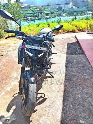 Bajaj Pulsar N160 2025