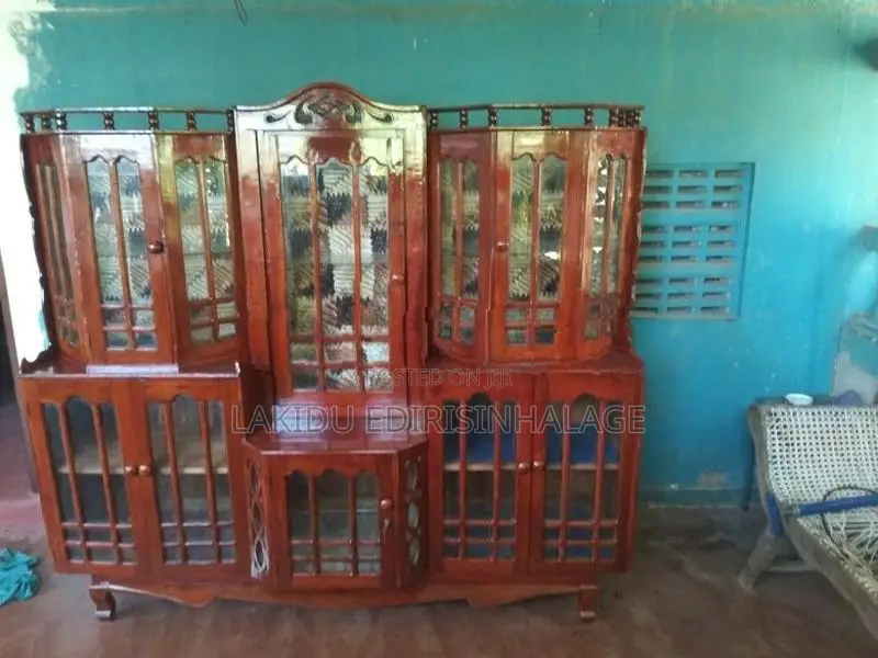 ලී කැබිනට්
