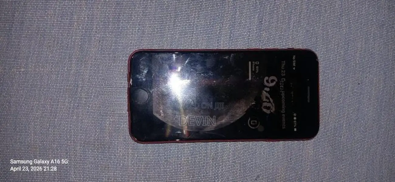 Apple iPhone SE 2 (Used)