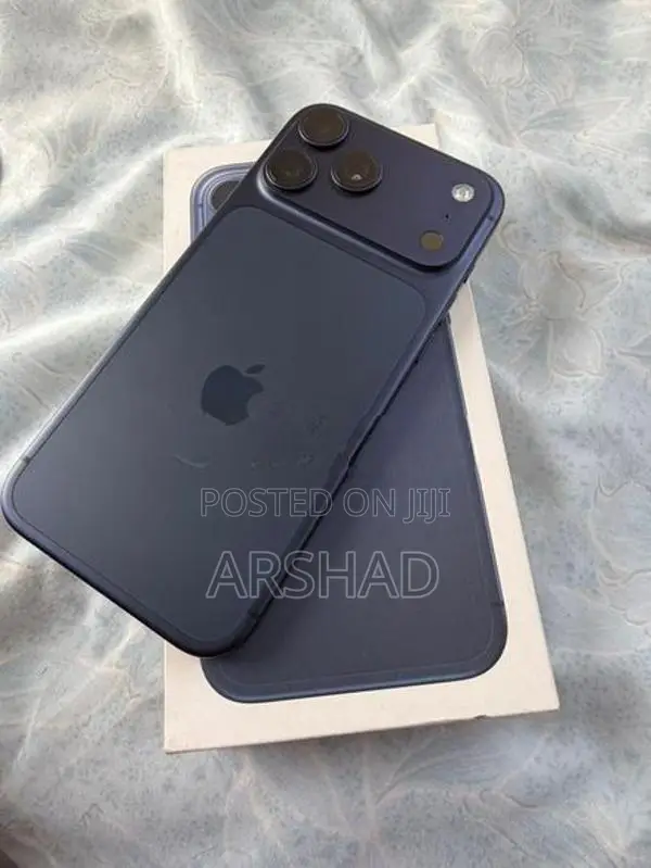 Apple iPhone 17 Pro Max 512GB (Used)