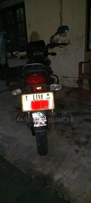 Bajaj Discover 2008