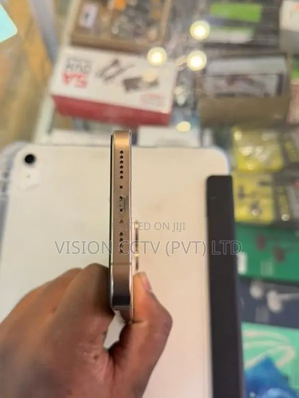 Apple iPhone 16 Pro Max (Used)