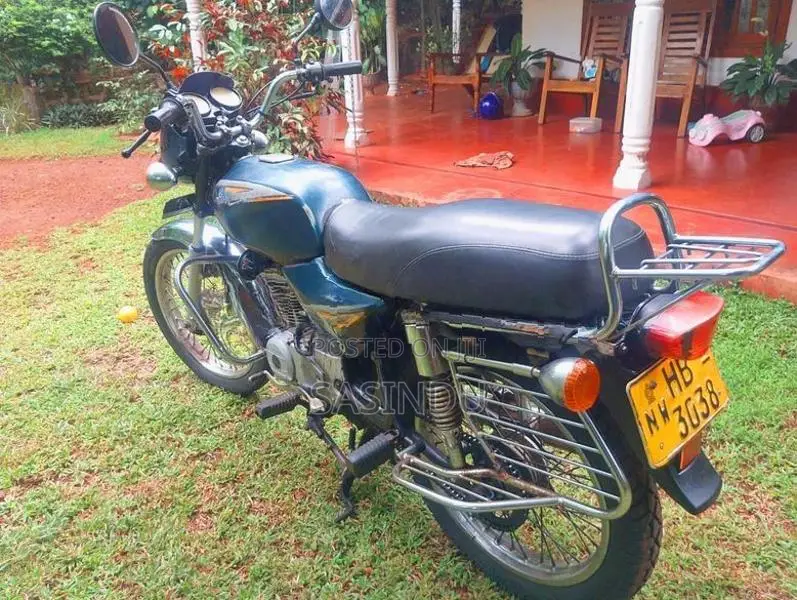 Bajaj Boxer 2003