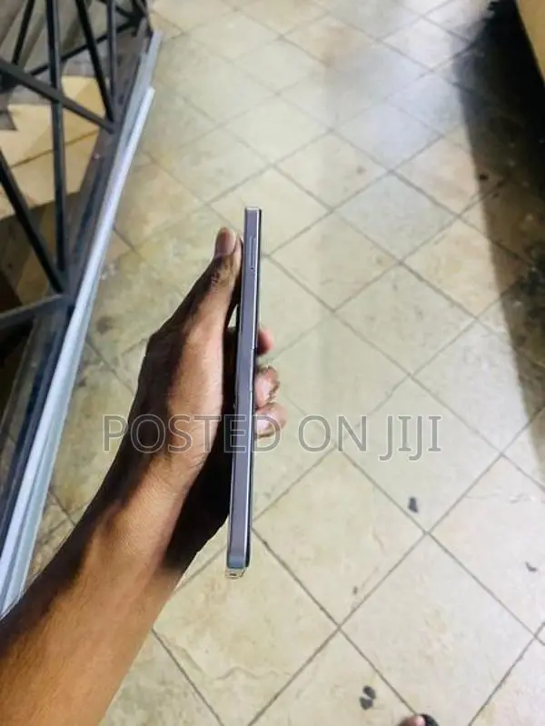 Vivo Y04 (Used)