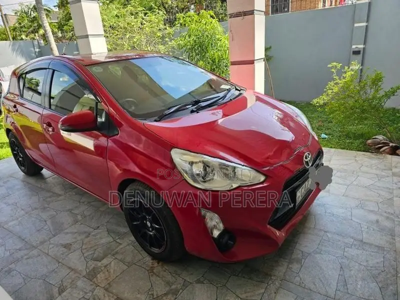 Toyota Aqua 2016