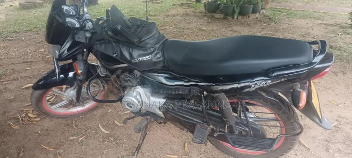 Bajaj Platina ES 2017