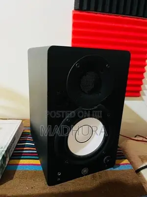 Yamaha HS4 Studio Monitor