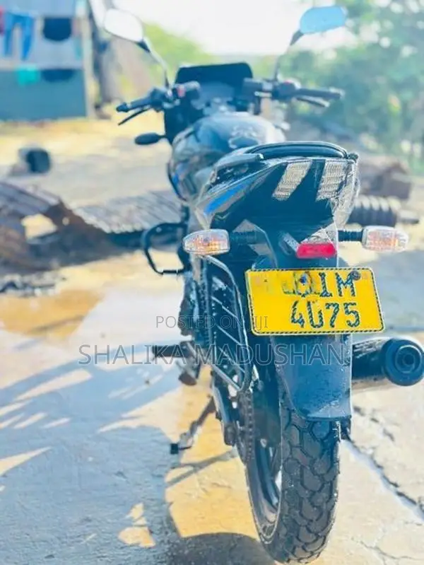 Bajaj Pulsar 150 2019
