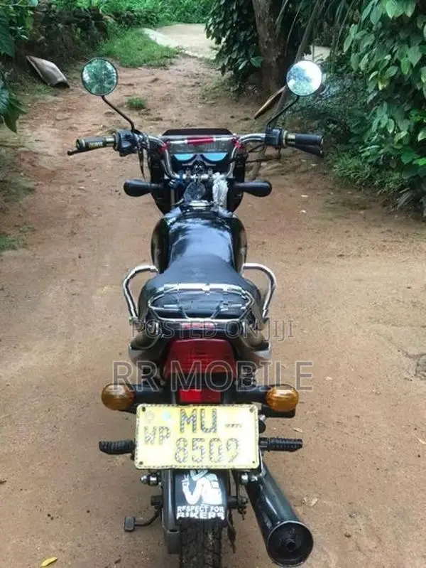 Bajaj CT100 2006