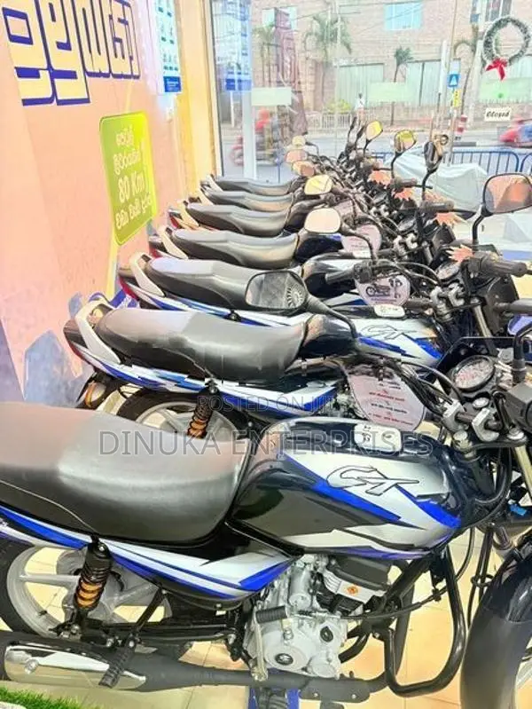Bajaj CT100 2026