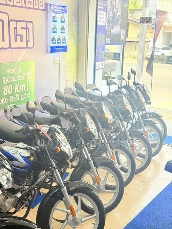 Bajaj CT100 2026