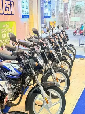 Bajaj CT100 2026