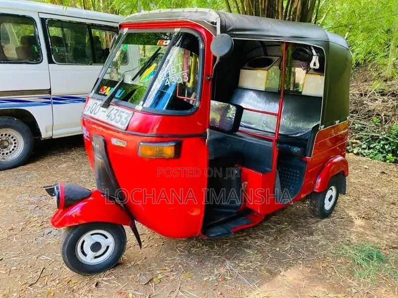 Bajaj RE 2008
