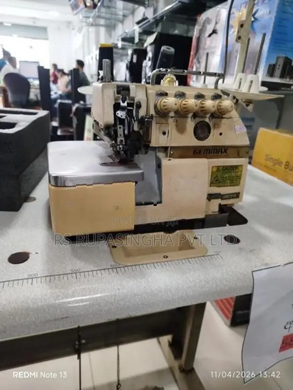 Gemmax 5 Thread Overlock Machine