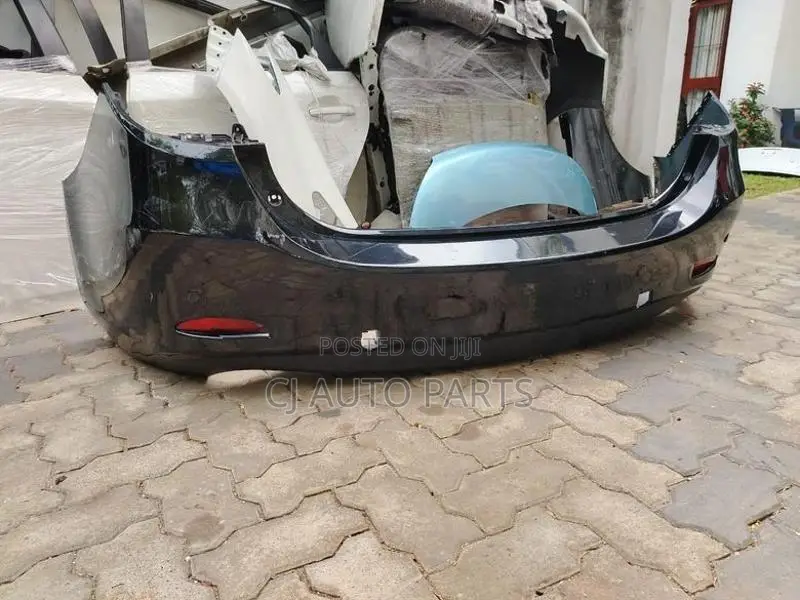 Mazda 6 Rear Bumper Buffer