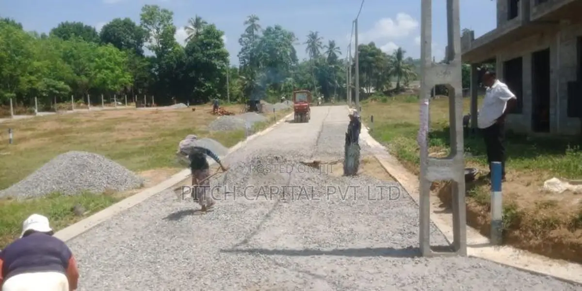 Meepe ටවුමට සමීපයෙන් වටිනා බිම්කොටසක් විකිණීමට