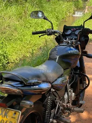 Bajaj Discover 125 2012