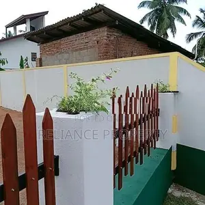 ඇරැව්වලින් වටිනා බිම් කොටස්