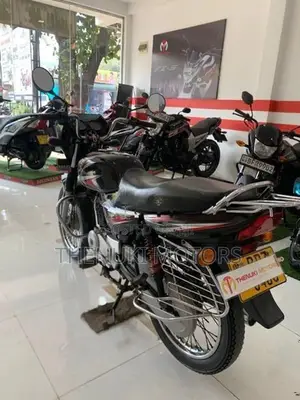 Bajaj CT100 2017