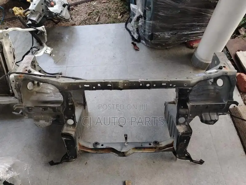 Daihatsu Terios Kid Nose Cut Panel