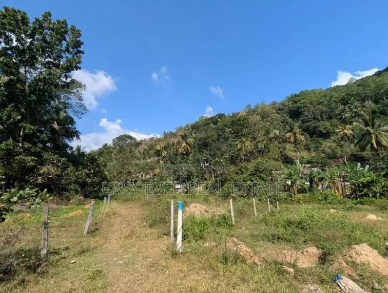 මීරිගම - අධිවේගී පිවිසුමට ඉතාම ආසන්නව ඉඩමක්