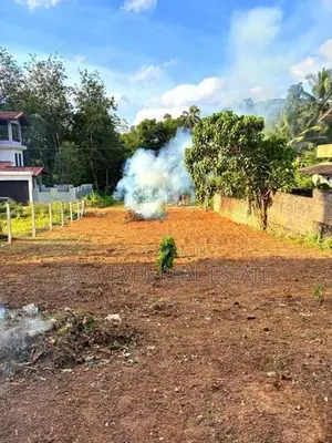 හොරණ – රත්නපුර පාරට ආසන්නව වටිනා ඉඩමක් විකිණීමට