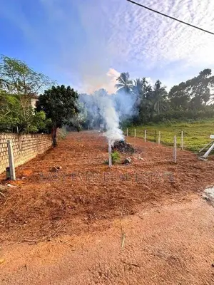 හොරණ – රත්නපුර පාරට ආසන්නව වටිනා ඉඩමක් විකිණීමට