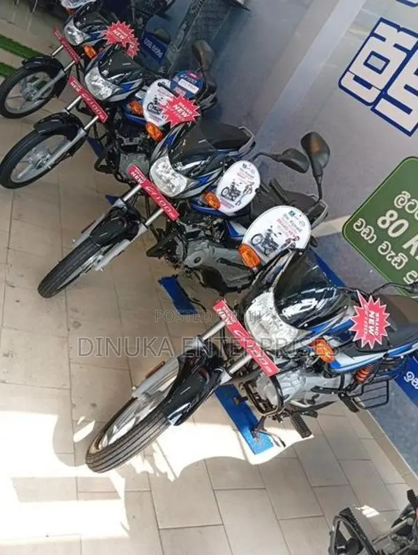 Bajaj CT100 2026