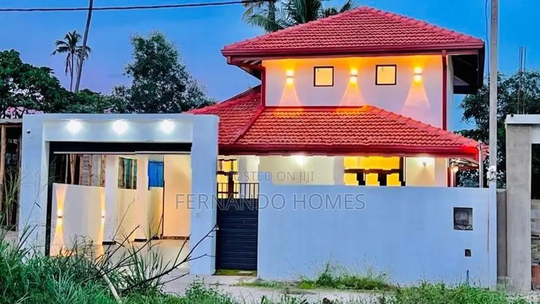 Bestie Well Built Best Condition New House for Sale Negombo