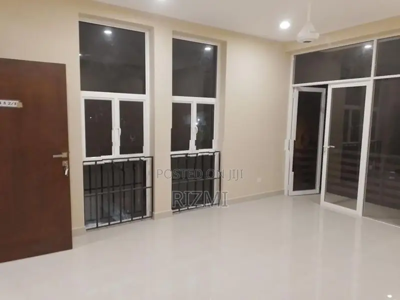 Second Floor 1BR Modern Apartment Rent in Dehiwala Off Hill Street