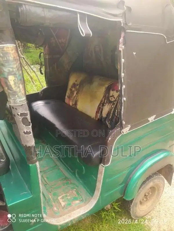 Bajaj RE 1988