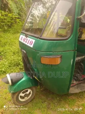 Bajaj RE 1988