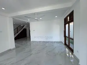 Box Type Modern House for Sale in Piliyandala