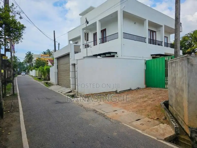 Newly Built Luxury House for Sale in Katubedda