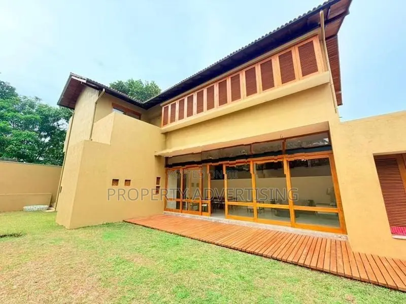 Nugegoda Architect Designed Luxurious House for Sale
