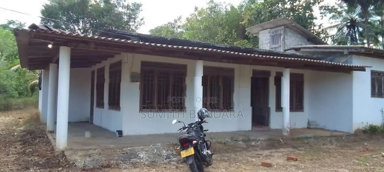 House for Sale Mahiyanganaya