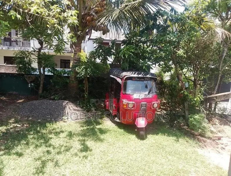 Land for sale in Katubedda