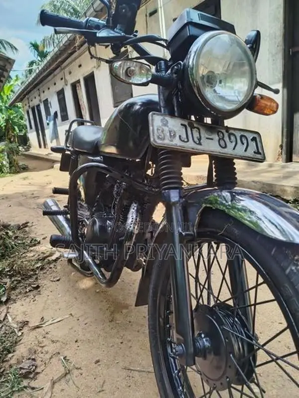 Bajaj Boxer 2004