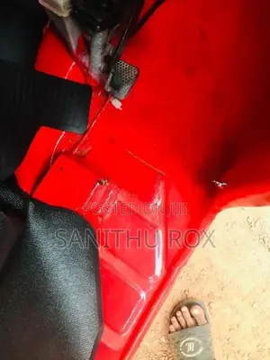Bajaj RE 2002